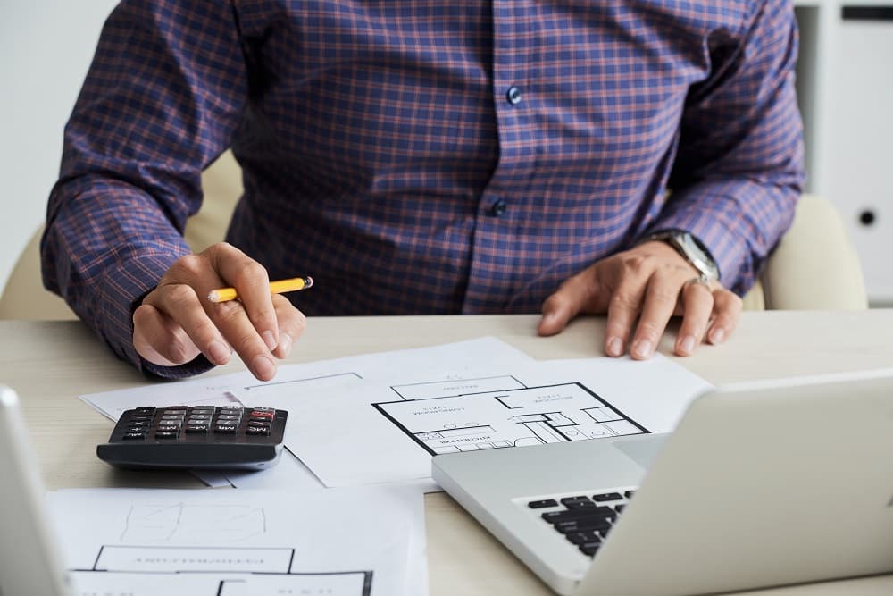 Cómo las empresas pueden disminuir costes en los contratos freelance
