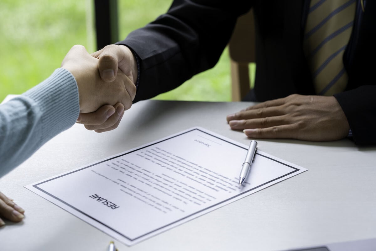 guía-sobre-la-contratación-mercantil:-aspectos-legales-y-prácticos